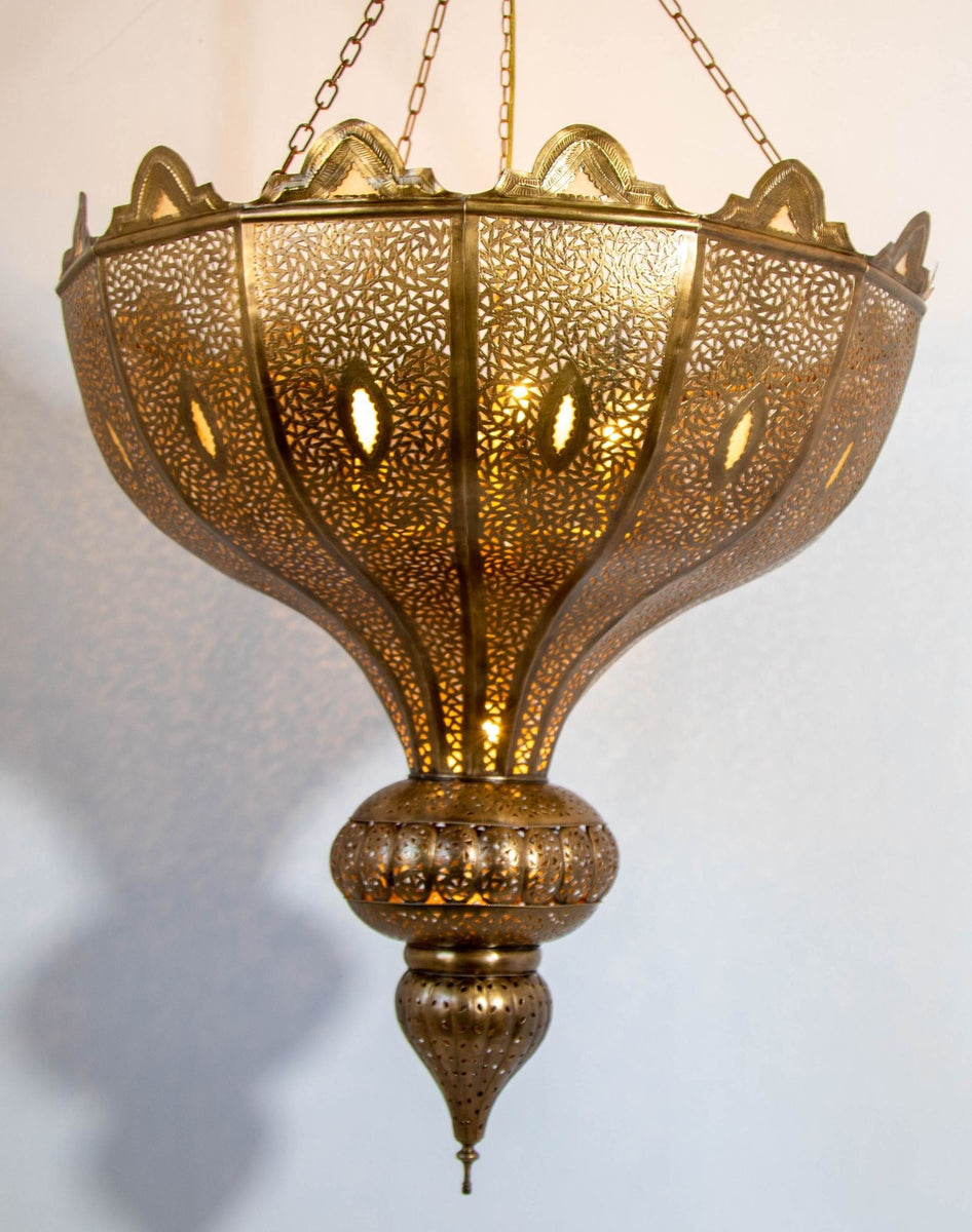 Moroccan Chandeliers: A History of Elegant Design – King Of Handmade