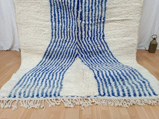 How to Style a Vintage Kilim Rug in Modern Spaces