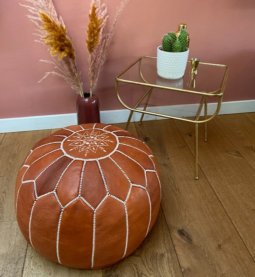 Poufs vs Ottomans: Key Differences & Decor Tips