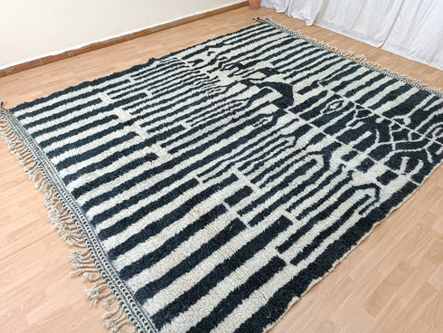Authentic Moroccan Berber Rug – Black & White Handmade Wool