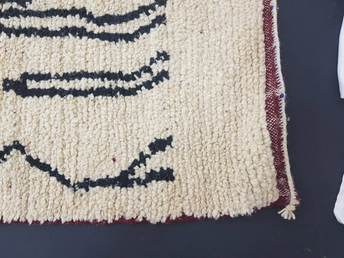 Authentic Handcrafted Moroccan Berber Wool Rug – Beni Ourain Style