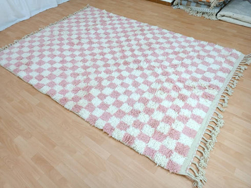 Checkered Pink Moroccan Rug – Handmade Berber Wool Carpet