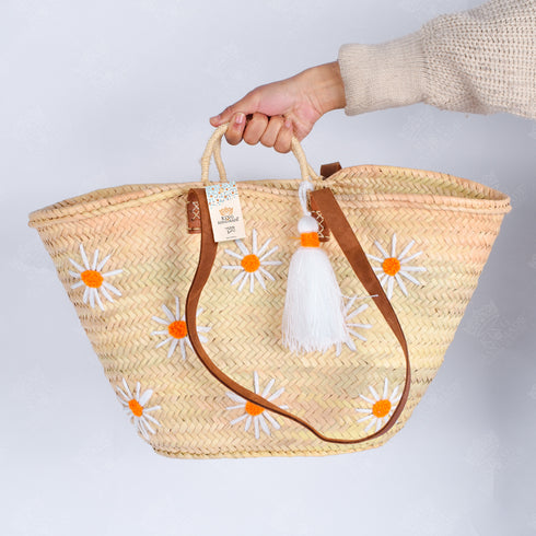 Daisy Straw Basket – Handmade Woven Tote with Leather Handle 🌼