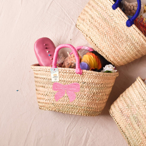 Elegant Pink Bow Market Tote – Handcrafted Style