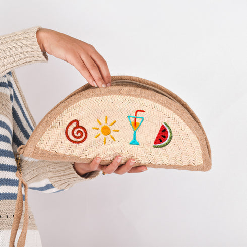 Moon Shape Straw Clutch Bag – Enchanting Bridal & Travel Companion 🌸