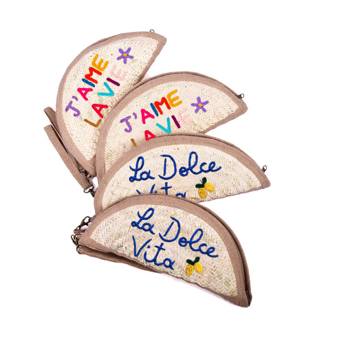 Moon Shape Straw Clutch Bag – Enchanting Bridal & Travel Companion 🌸