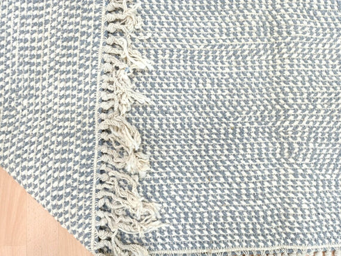 Handmade Moroccan Wool Kilim Rug – Berber Striped Flat Weave