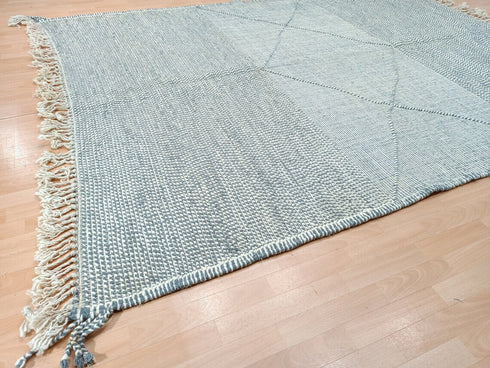 Handmade Moroccan Wool Kilim Rug – Berber Striped Flat Weave