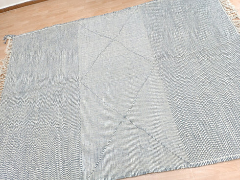 Handmade Moroccan Wool Kilim Rug – Berber Striped Flat Weave