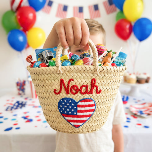 Personalized USA Heart Kids Straw Bag 🇺🇸 – Embroidered Tote for 4th of July & Summer Party Gifts