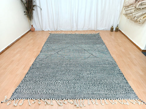 White & Black Moroccan Wool Rug – Handwoven Beni Ouarain Rug