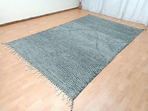 White & Black Moroccan Wool Rug – Handwoven Beni Ouarain Rug