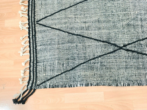 White & Black Moroccan Beni Ouarain Wool Rug | Handmade
