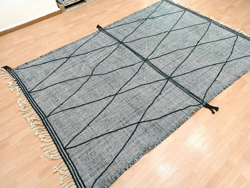 White & Black Moroccan Beni Ouarain Wool Rug | Handmade