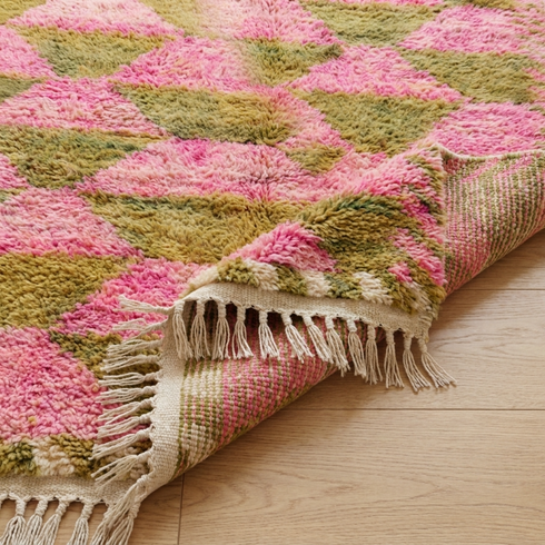 Boujaad Rug – Pink & Olive Shaggy Diamond Wool Rug
