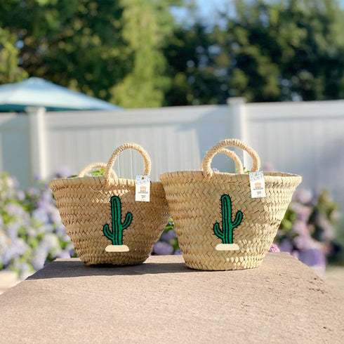 Chic Cactus Embroidered Straw Basket Bag – Summer Vacation Vibes!