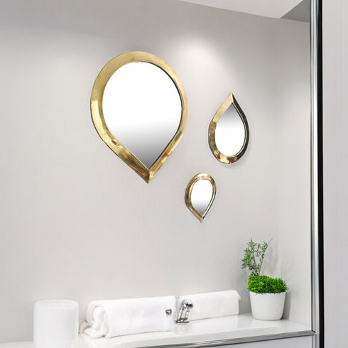 Elegant Brass Raindrop Wall Mirror: Unique Teardrop Design (MR 1012)