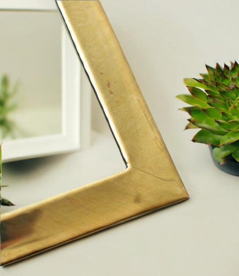 Gilded Arch Mirror: Elegant Wall Hanging Décor for Aesthetic Homes (MR 1010)