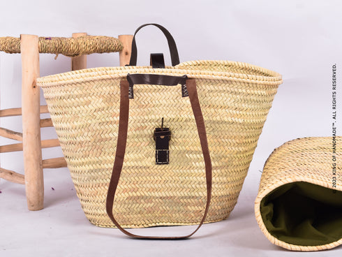 Chic Straw Beach Bag: Stylish & Practical for Summer