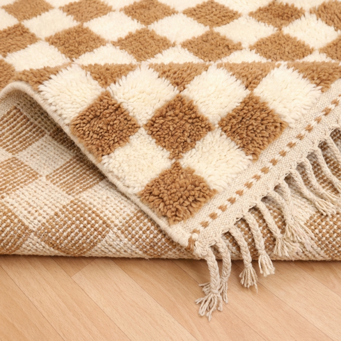 Authentic Moroccan Checkered Wool Rug – Beni Ouarain Design