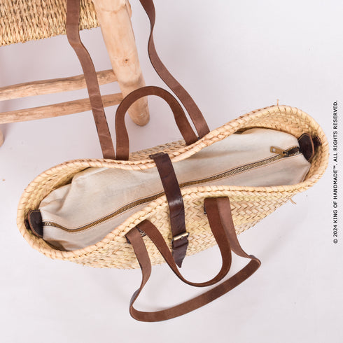 Chic Straw Beach Bag: Stylish & Practical for Summer