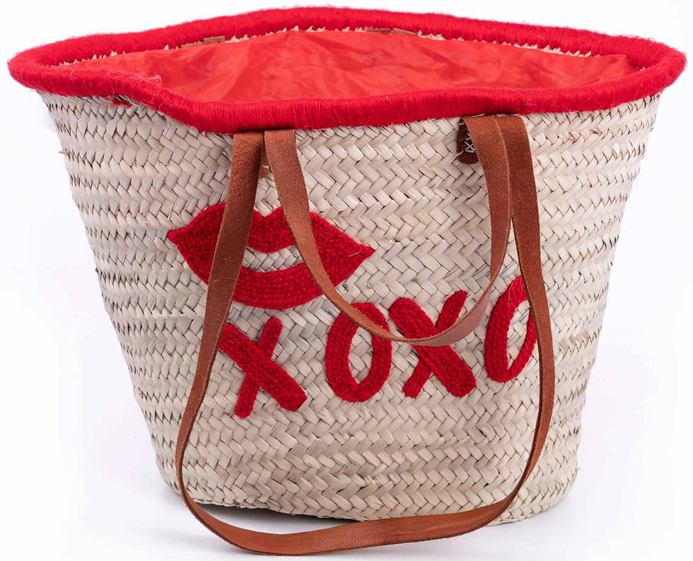 Straw Beach Bag – 'XOXO' Embroidered Valentine Tote