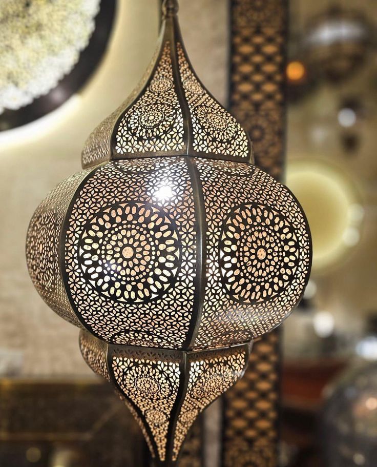 How to Choose the Perfect Black and Brass Chandelier for Your Home