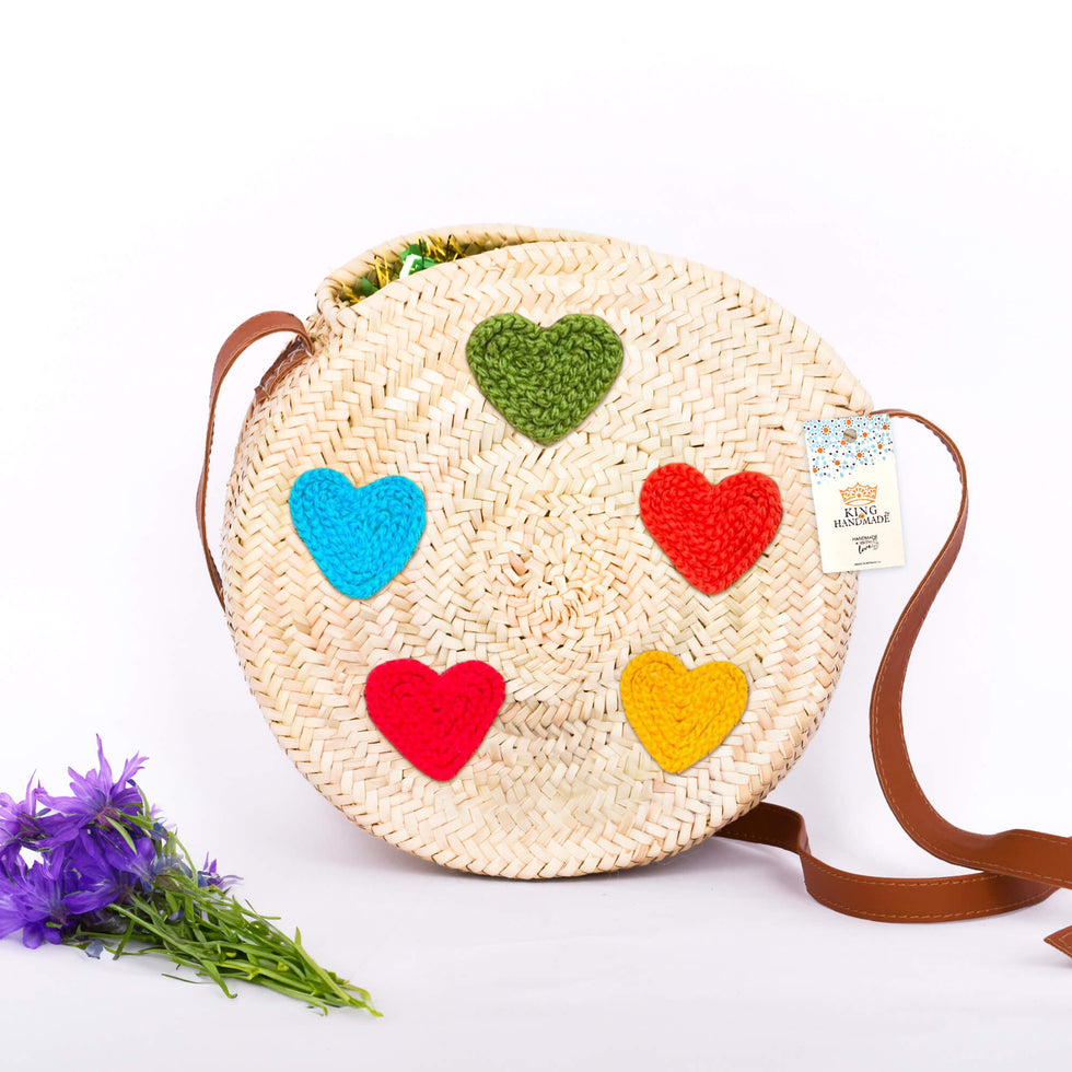 Round Straw Crossbody Bag – Rainbow Heart Woven Purse