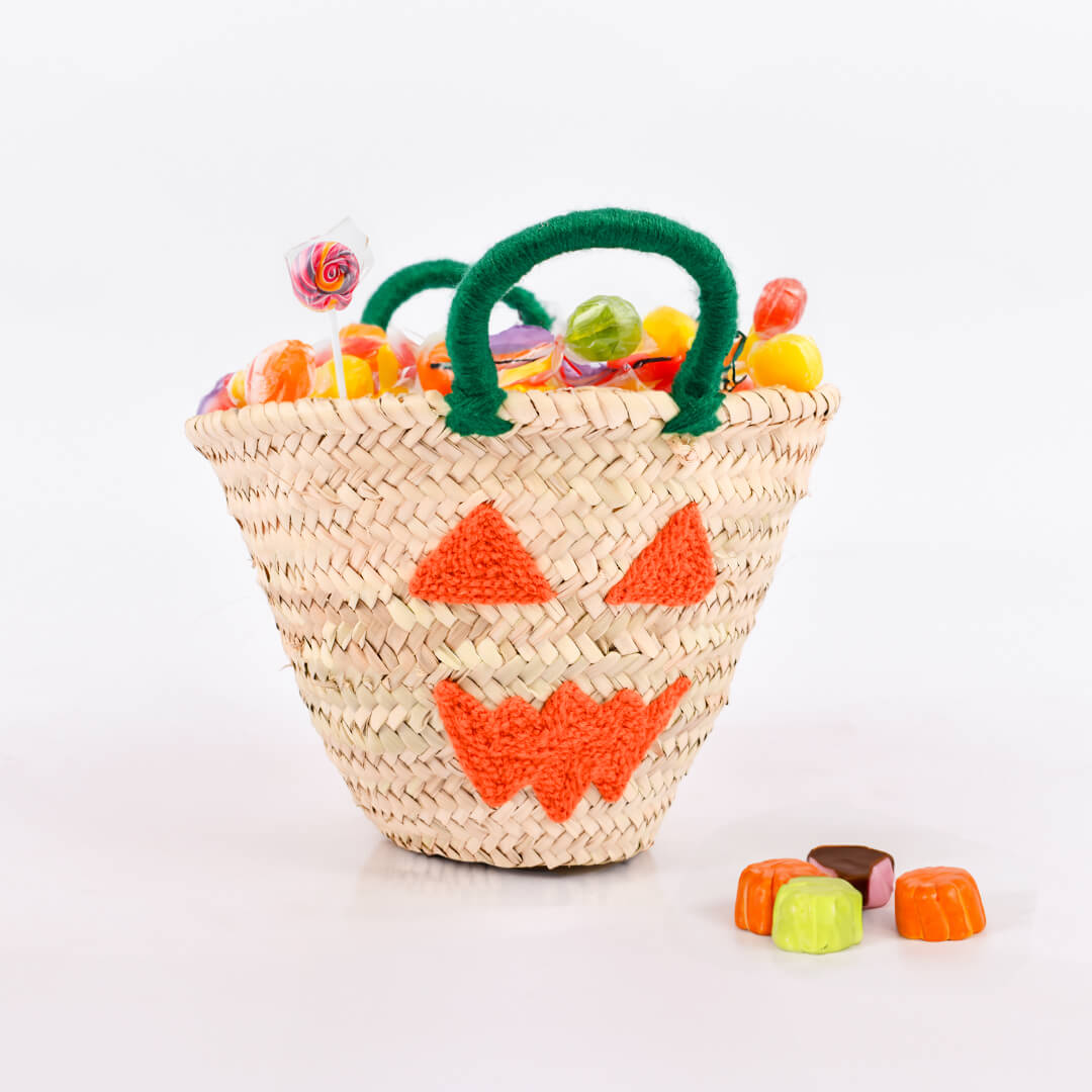 Personalized straw basket with your child's name for Halloween.