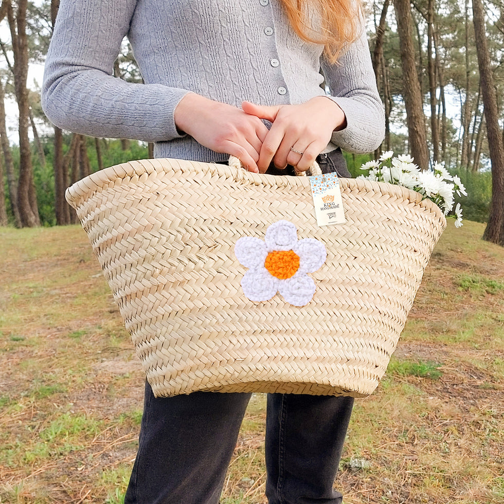White Daisy Straw Tote Beach Bag